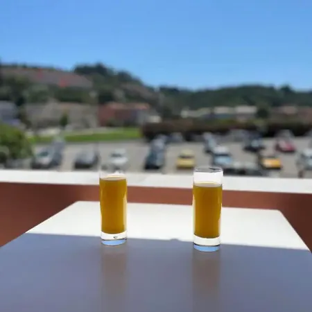 招待所 Exclusive Alexandra 3*